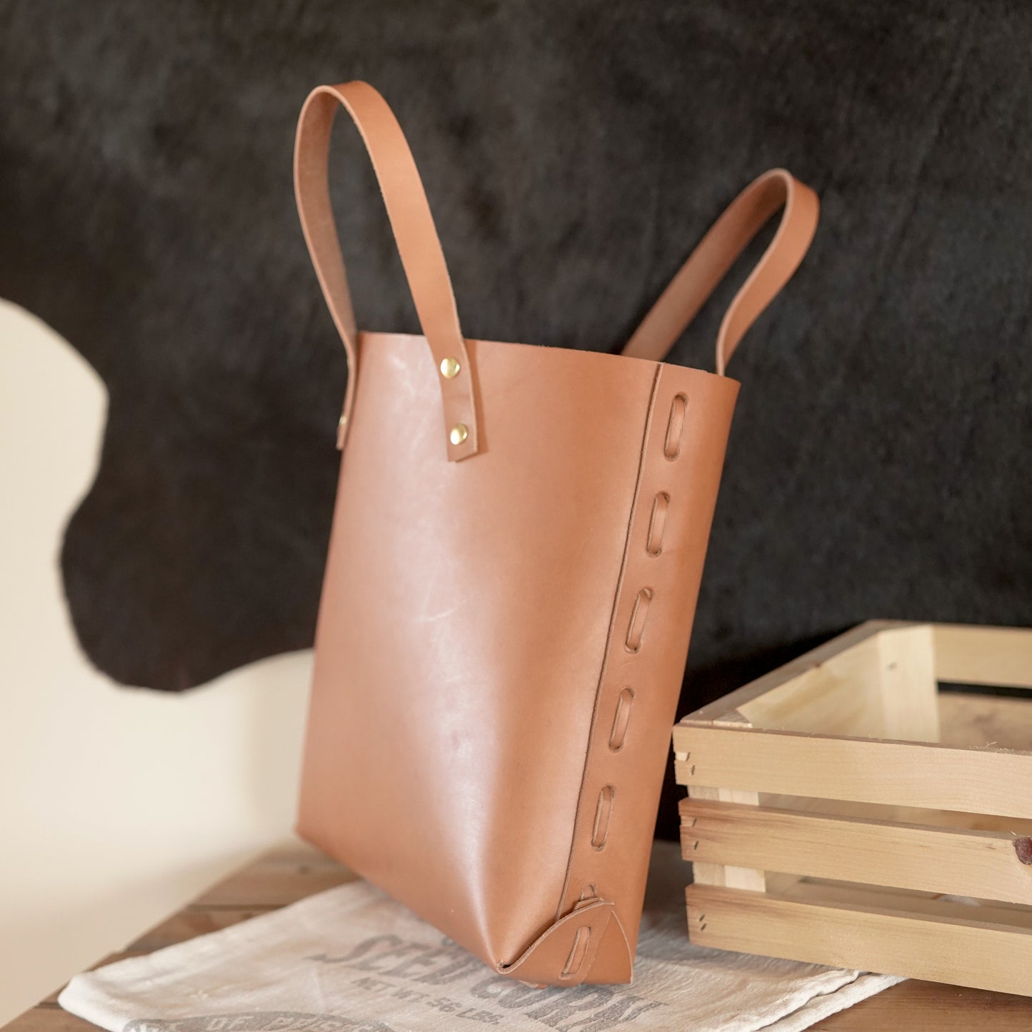LACE BUCKET TOTE BAG